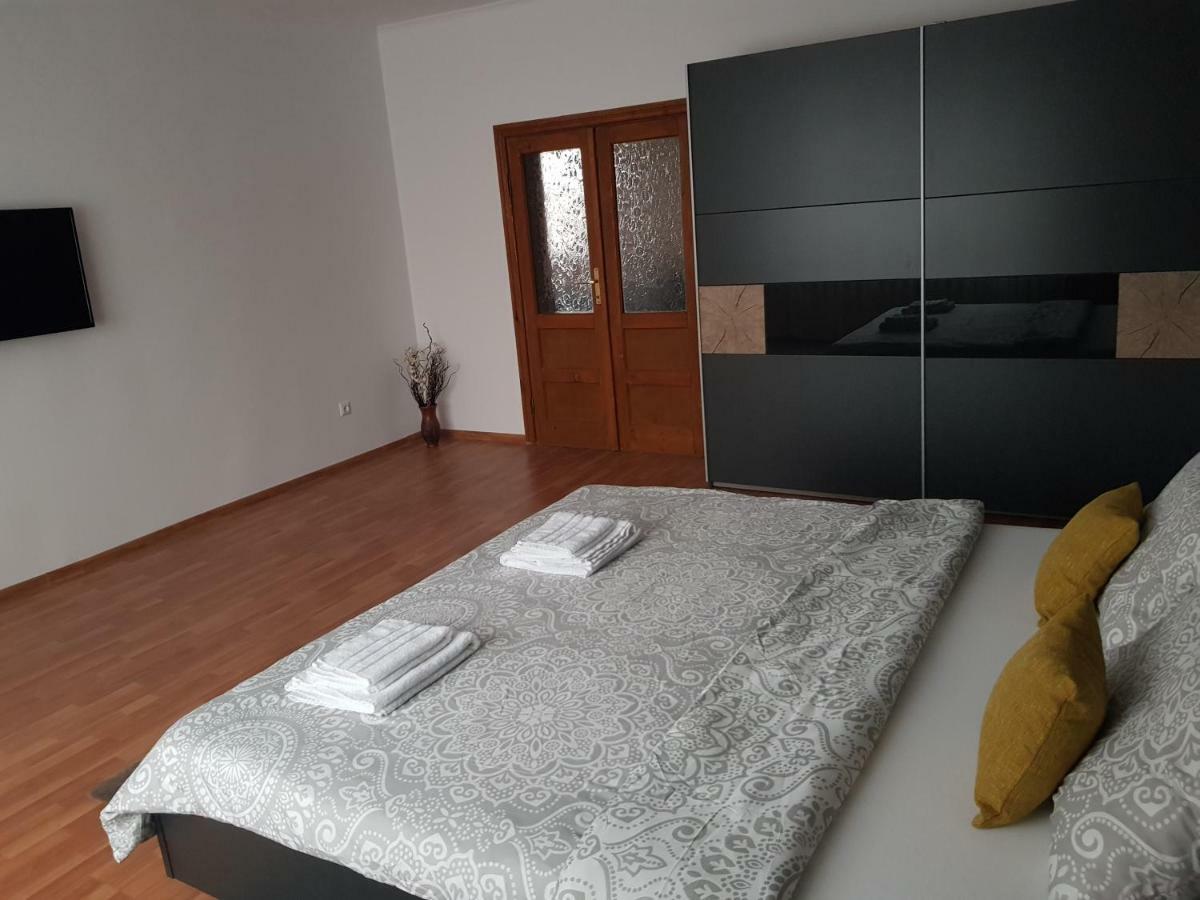 Premium Central Apartment オラデア エクステリア 写真